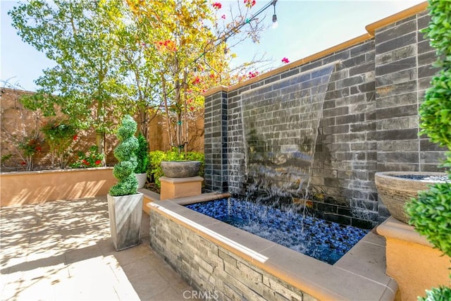 20512 W Esmeralda Ln, Porter Ranch, CA 91311 - view of patio / terrace