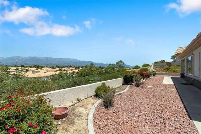 5536 Breckenridge Ave, Banning, CA 92220 - view of yard featuring a mountain view and fence
