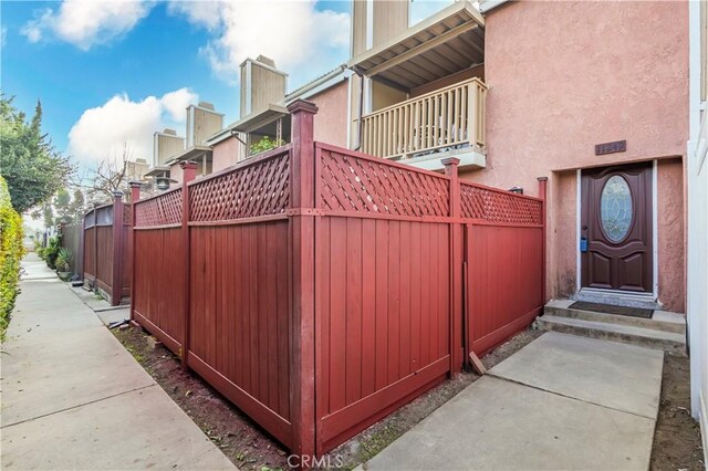 11249 Ferina St, Norwalk, CA 90650 - gate featuring entry steps