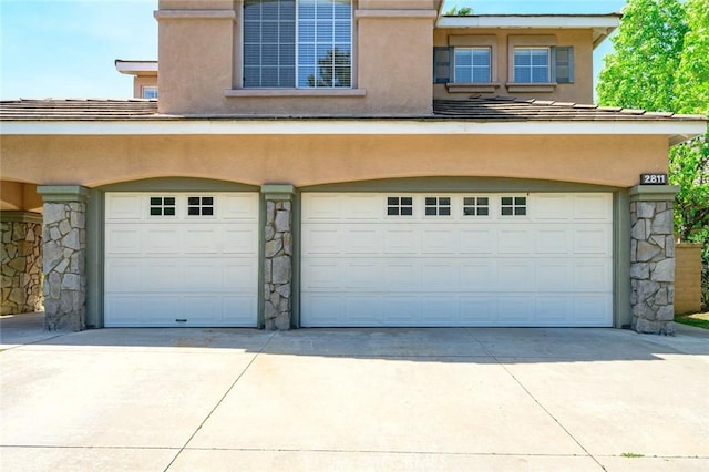 2811 Westbourne Pl, Rowland Heights, CA 91748 - garage with concrete driveway