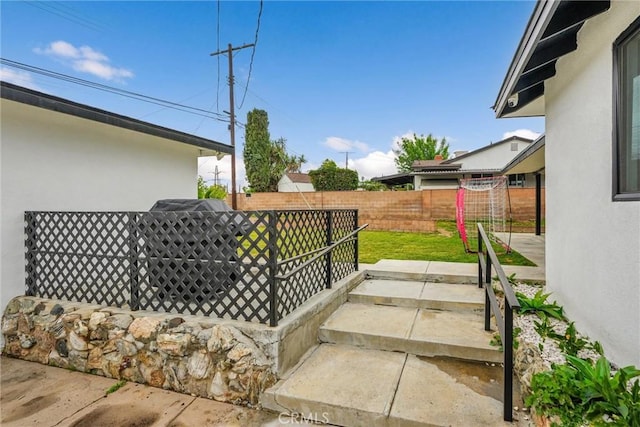 12643 Gladstone Ave, Sylmar, CA 91342 - view of yard with a fenced backyard