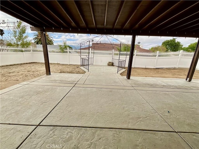1078 W King St, Banning, CA 92220 - view of patio / terrace featuring a fenced backyard