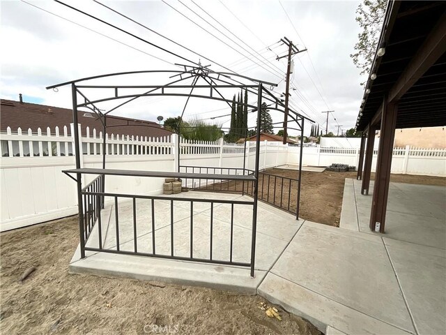 1078 W King St, Banning, CA 92220 - view of patio with a fenced backyard