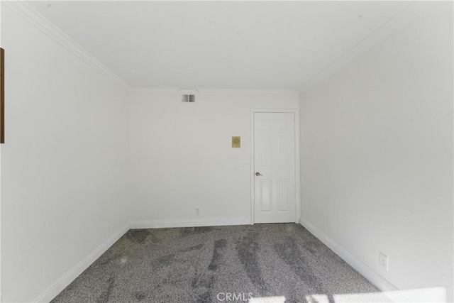 3381 Deaver Dr, Corona, CA 92882 - carpeted empty room featuring baseboards, crown molding, and visible vents
