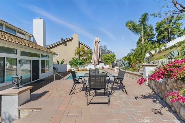 3381 Deaver Dr, Corona, CA 92882 - view of patio / terrace with fence and outdoor dining area