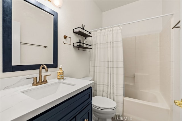 6112 Turnberry Dr, Banning, CA 92220 - full bath featuring vanity, shower / tub combo with curtain, and toilet