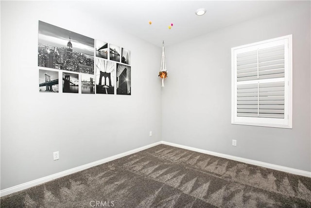 6335 Oldfield St, Lancaster, CA 93536 - carpeted spare room featuring baseboards