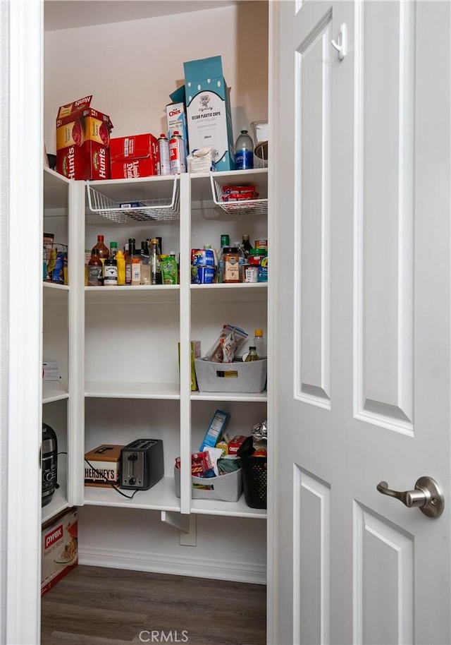 6335 Oldfield St, Lancaster, CA 93536 - view of pantry