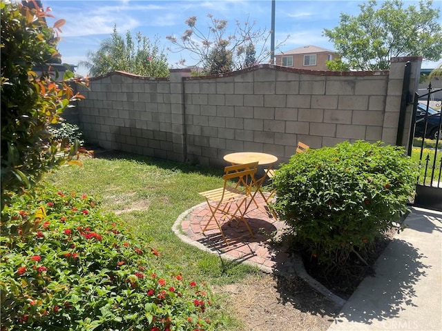 8772 Mignonette St, Rancho Cucamonga, CA 91701 - view of yard
