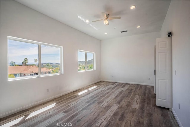 29847 Smugglers Point Dr, Canyon Lake, CA 92587 - spare room featuring wood finished floors, a ceiling fan, and recessed lighting