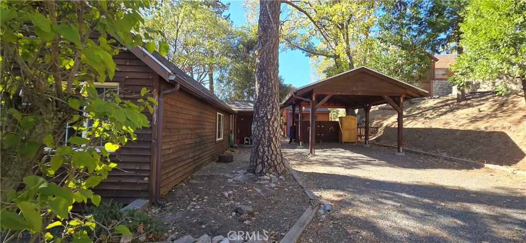 21661 Crest Forest Dr, Cedarpines Park, CA 92322 - view of yard