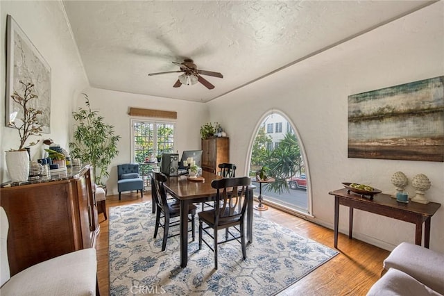 4912 Edgewood Pl, Los Angeles, CA 90019 - photo 17
