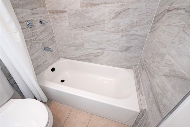 1181 W 4th St, Pomona, CA 91766 - full bath with shower / tub combo with curtain, tile patterned flooring, and toilet