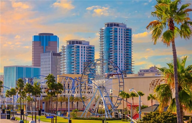 524 Walnut Ave, Long Beach, CA 90802 - property's view of city