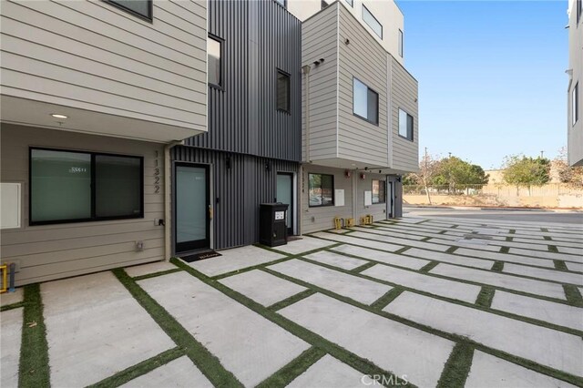 11324 W Raitt Ln, North Hollywood, CA 91606 - photo 38