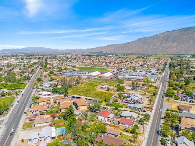 270 San Jacinto St, San Jacinto, CA 92544 - bird's eye view with a mountain view