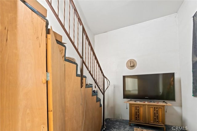 270 San Jacinto St, San Jacinto, CA 92544 - view of stairs
