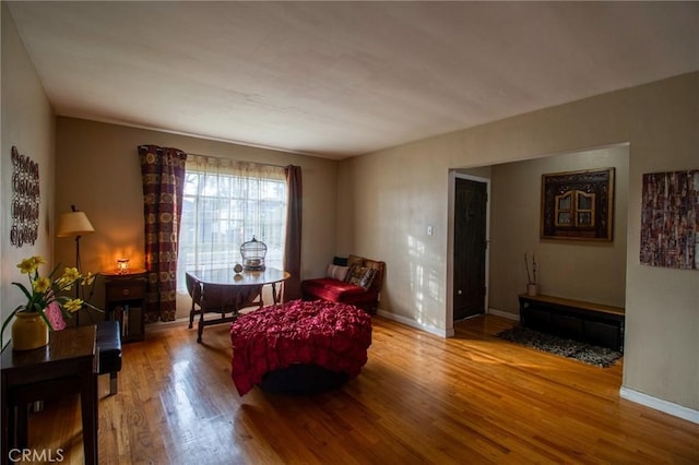 2484 Hanning Ave, Altadena, CA 91001 - sitting room featuring wood finished floors and baseboards