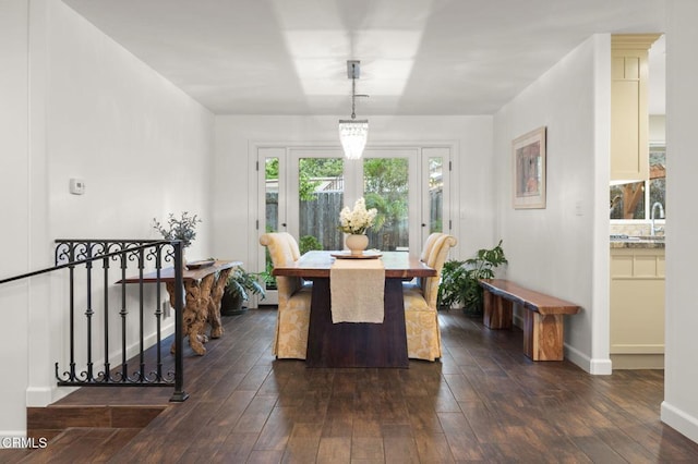 1109 Daly Rd, Ojai, CA 93023 - dining room featuring dark wood finished floors and baseboards