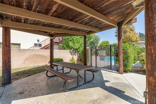 809 E Acacia Ave Unit H, Glendale, CA 91205 - view of patio / terrace with fence