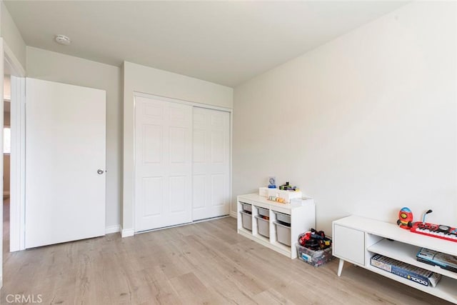 809 E Acacia Ave Unit H, Glendale, CA 91205 - game room with light wood finished floors