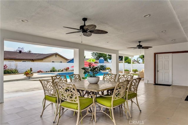 917 Brandywine Ln, Corona, CA 92880 - view of patio with ceiling fan and a fenced backyard