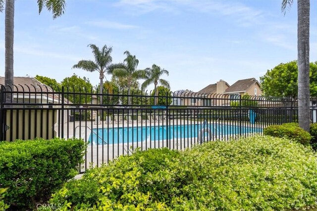 2720 E Walnut Ave Unit 10, Orange, CA 92867 - view of community pool