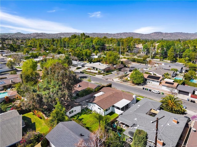 bird's eye view featuring a residential view and a mountain view