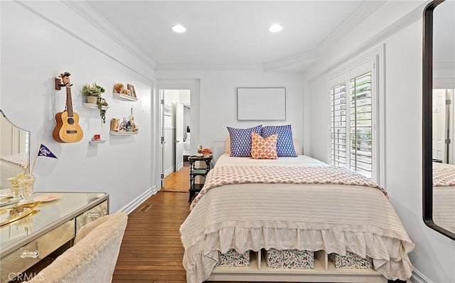 15 N Callecita, Laguna Beach, CA 92651 - bedroom with hardwood / wood-style floors, ornamental molding, recessed lighting, and baseboards