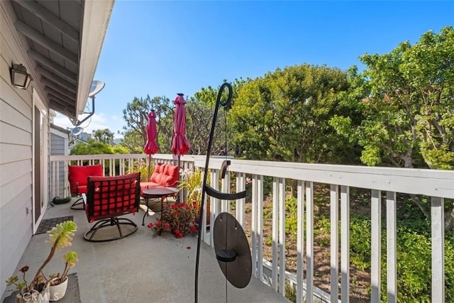 23 Pemberton Pl Unit 121, Laguna Niguel, CA 92677 - view of balcony