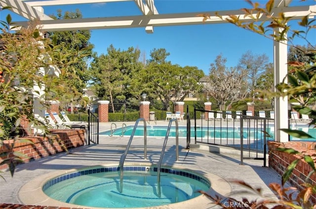 23 Pemberton Pl Unit 121, Laguna Niguel, CA 92677 - pool with fence, a community hot tub, and a patio