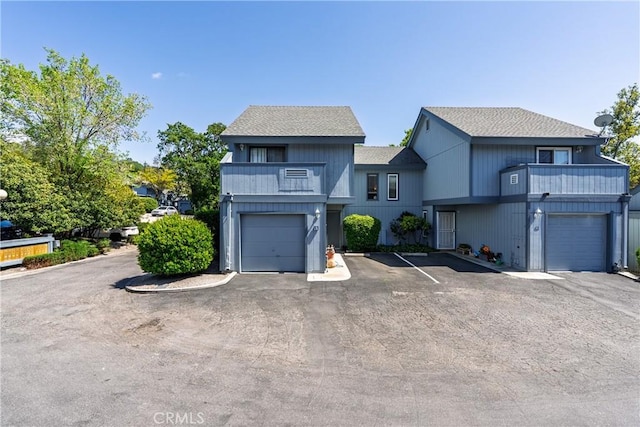 1 Quail Ridge Dr, Atascadero, CA 93422 - multi unit property with a balcony and roof with shingles