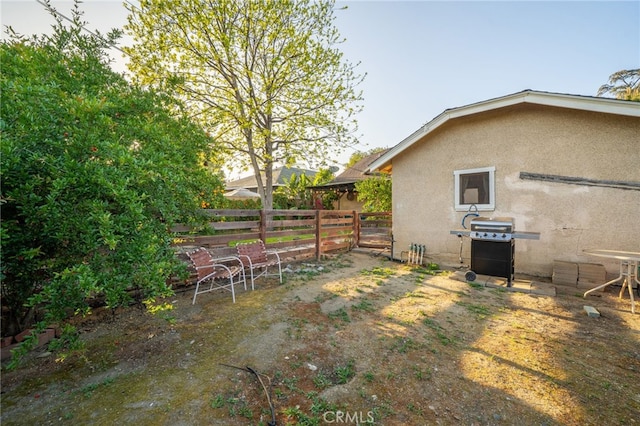 view of yard featuring fence