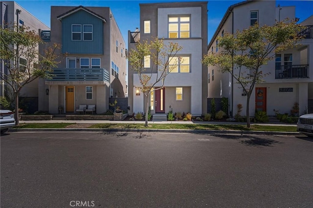 25 Splendor Way, Rancho Mission Viejo, CA 92694 - contemporary home featuring stucco siding