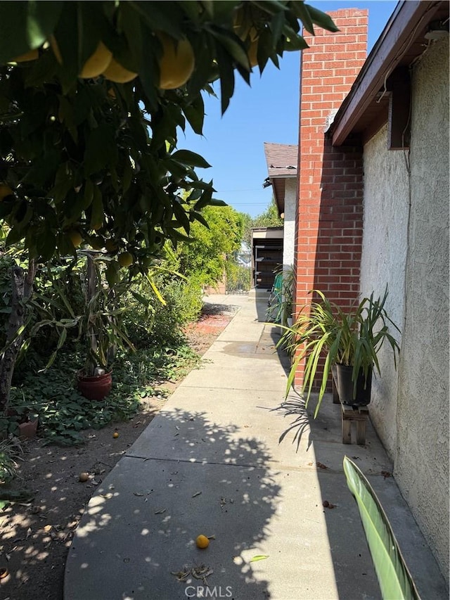 1711 S Washington Ave, Glendora, CA 91740 - view of patio / terrace