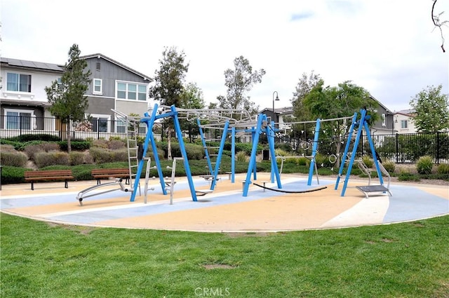 4160 S Bodega Way Unit 2, Ontario, CA 91761 - view of community play area