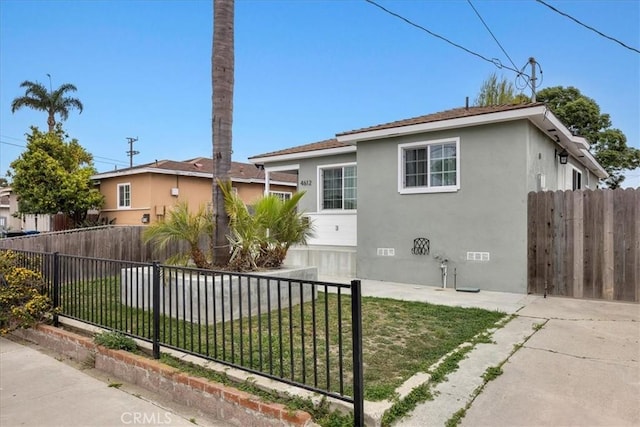 4612 W 161st St, Lawndale, CA 90260 - view of front facade featuring stucco siding and crawl space