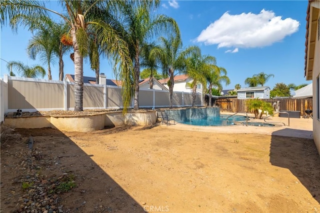 25714 Sunnyvale Ct, Menifee, CA 92584 - view of swimming pool with a fenced backyard, a fenced in pool, and a patio