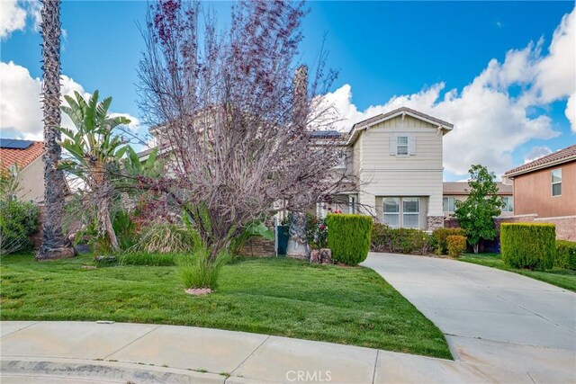 29444 Siderite Cir, Menifee, CA 92584 - view of front of home with concrete driveway and a front lawn