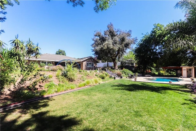 2812 Sunnywood Dr, Fullerton, CA 92835 - view of yard with an outdoor pool