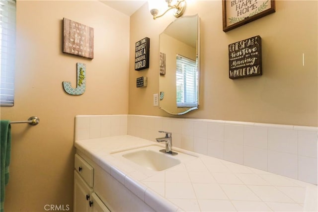 2812 Sunnywood Dr, Fullerton, CA 92835 - bathroom with vanity