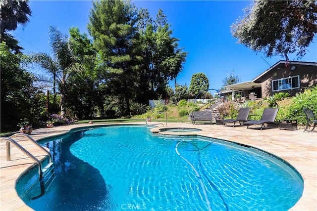 2812 Sunnywood Dr, Fullerton, CA 92835 - outdoor pool with a patio area and an in ground hot tub