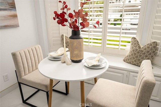 2122 Via Aguila, San Clemente, CA 92673 - dining space featuring baseboards