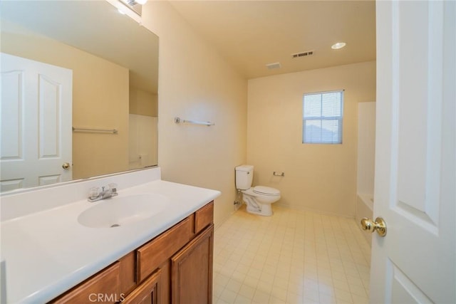 14051 Mare Ln, Victorville, CA 92394 - full bath featuring vanity and shower / washtub combination