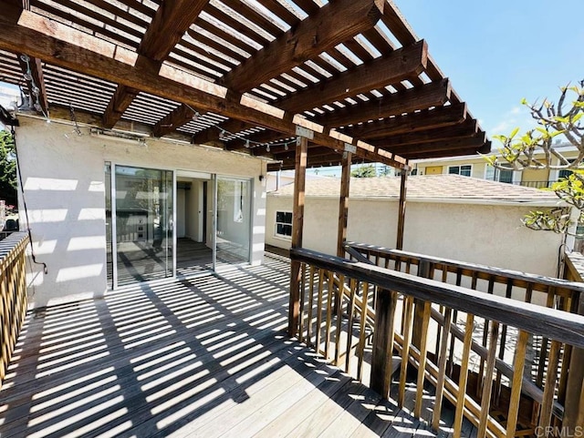 1025 Wilbur Ave, Pacific Beach San Diego, CA 92109 - deck with a pergola