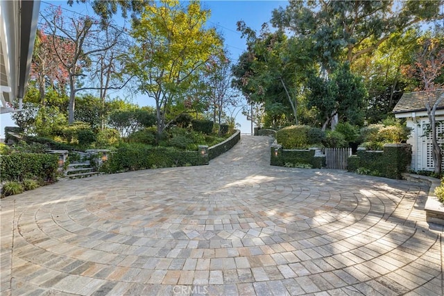 14 Chuckwagon Rd, Rolling Hills, CA 90274 - view of property's community