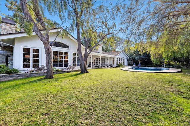 14 Chuckwagon Rd, Rolling Hills, CA 90274 - view of yard featuring an outdoor pool
