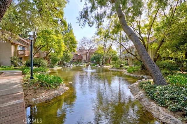 7050 Shoup Ave Unit 173, Canoga Park, CA 91303 - view of water feature
