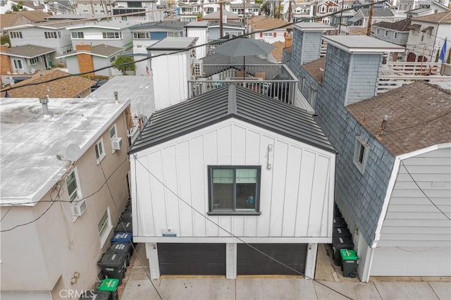 312 36th St, Newport Beach, CA 92663 - drone / aerial view with a residential view