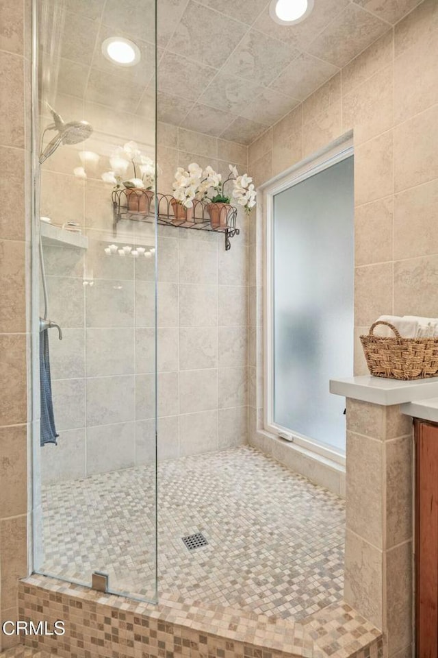 614 Crestview Dr, Ojai, CA 93023 - full bathroom featuring walk in shower and recessed lighting